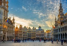 Kinh nghiệm tham quan thủ đô Brussels bổ ích cho du khách du lịch Bỉ